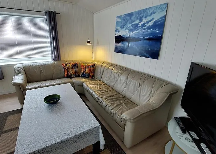 Fishermens House, 3 Bedrooms Near The Sea Medby Апартаменты Senja
