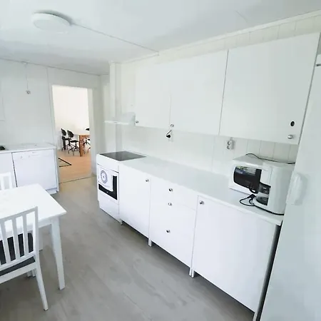 Fishermens House, 3 Bedrooms Near The Sea Medby Apartman *